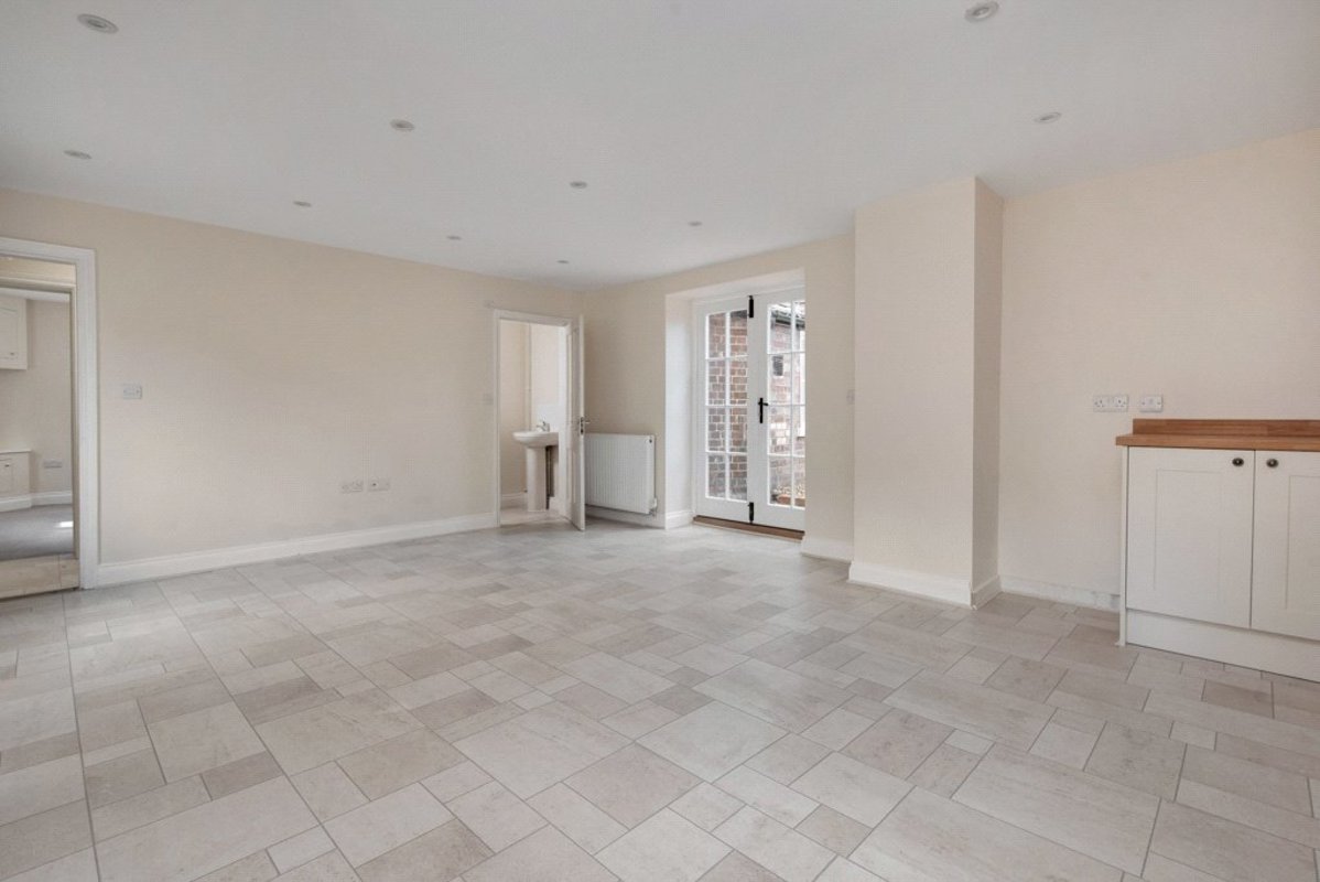 2 bedroom House for sale in 20 Manor Yard, 20, Manor Yard, Islip, Kettering, NN14 Fisher German