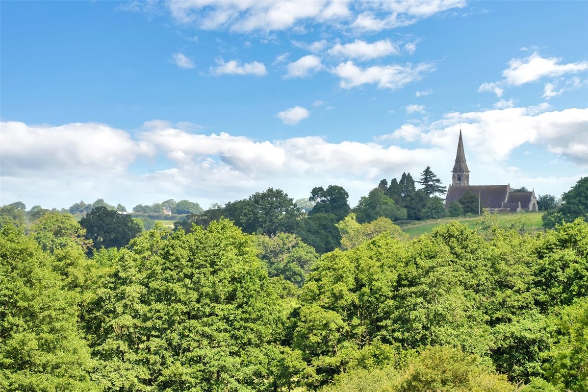 4 bedroom House for sale in Newfield Green Farm, Marchington Woodlands
