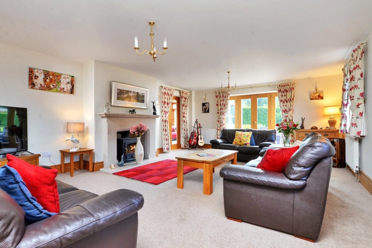 4 bedroom House for sale in Newfield Green Farm, Marchington Woodlands