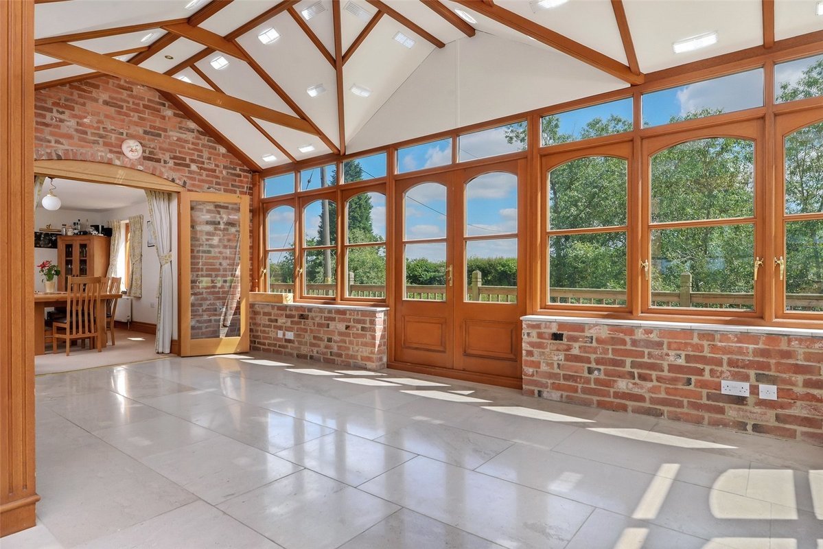 4 bedroom House for sale in Newfield Green Farm, Marchington Woodlands