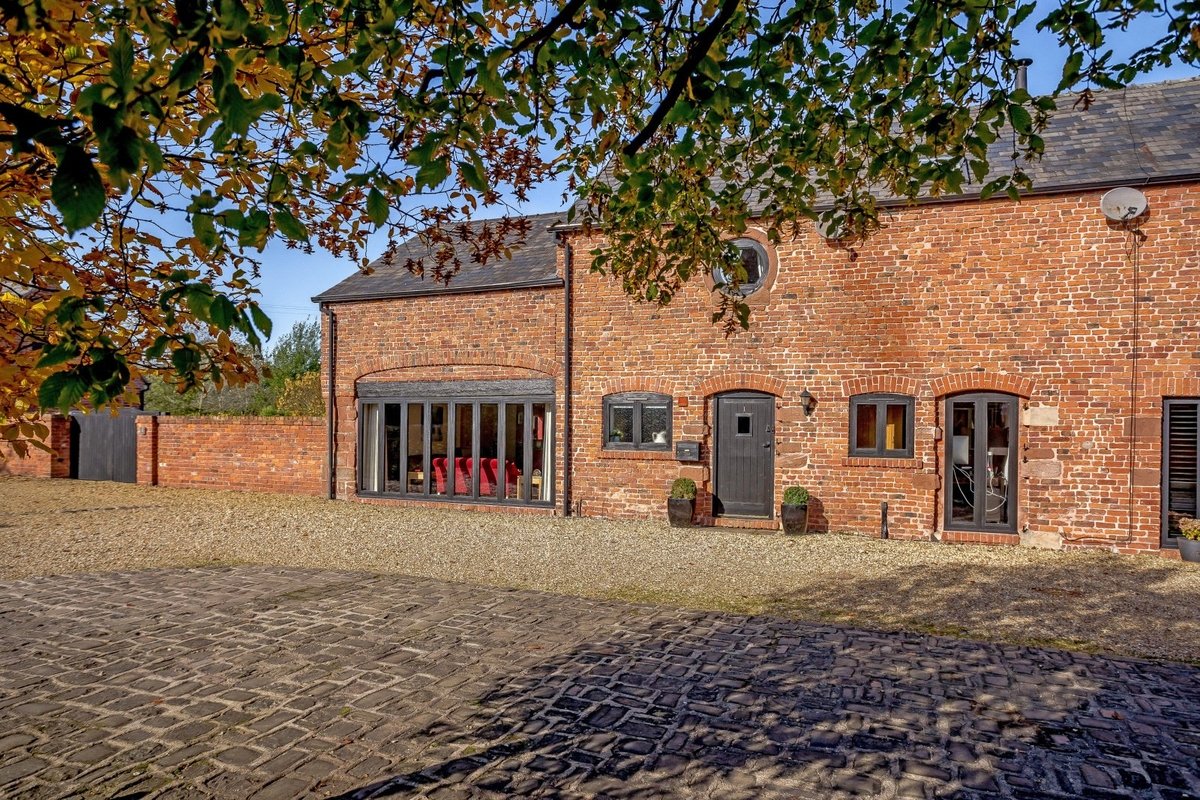 Barn Conversion For Sale In 1 Mount Barns Poplar Hall Lane