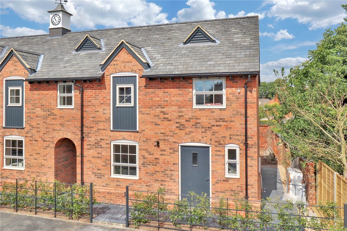 3 bedroom House for sale in 3, Old Clock Court, Husbands Bosworth ...