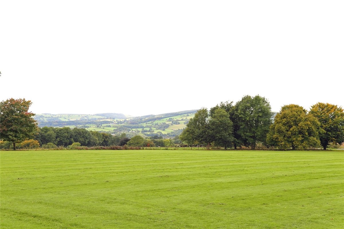 4 bedroom House for sale in The Great Hall, Wynnstay Hall Estate